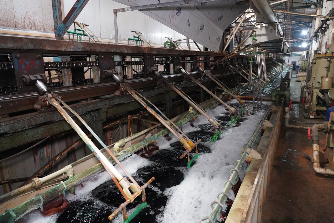 How to Choose the Right Finish for Your Metal Shelving & Racking