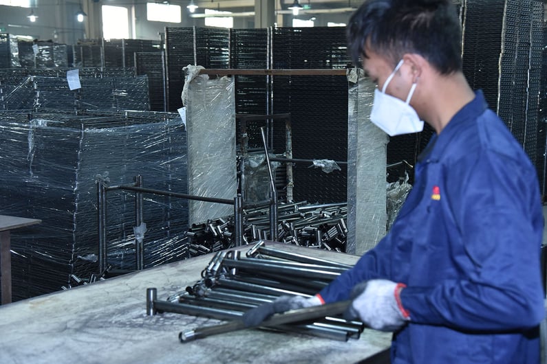 SimplyMetal-NSF-wire-shelving-sample-production
