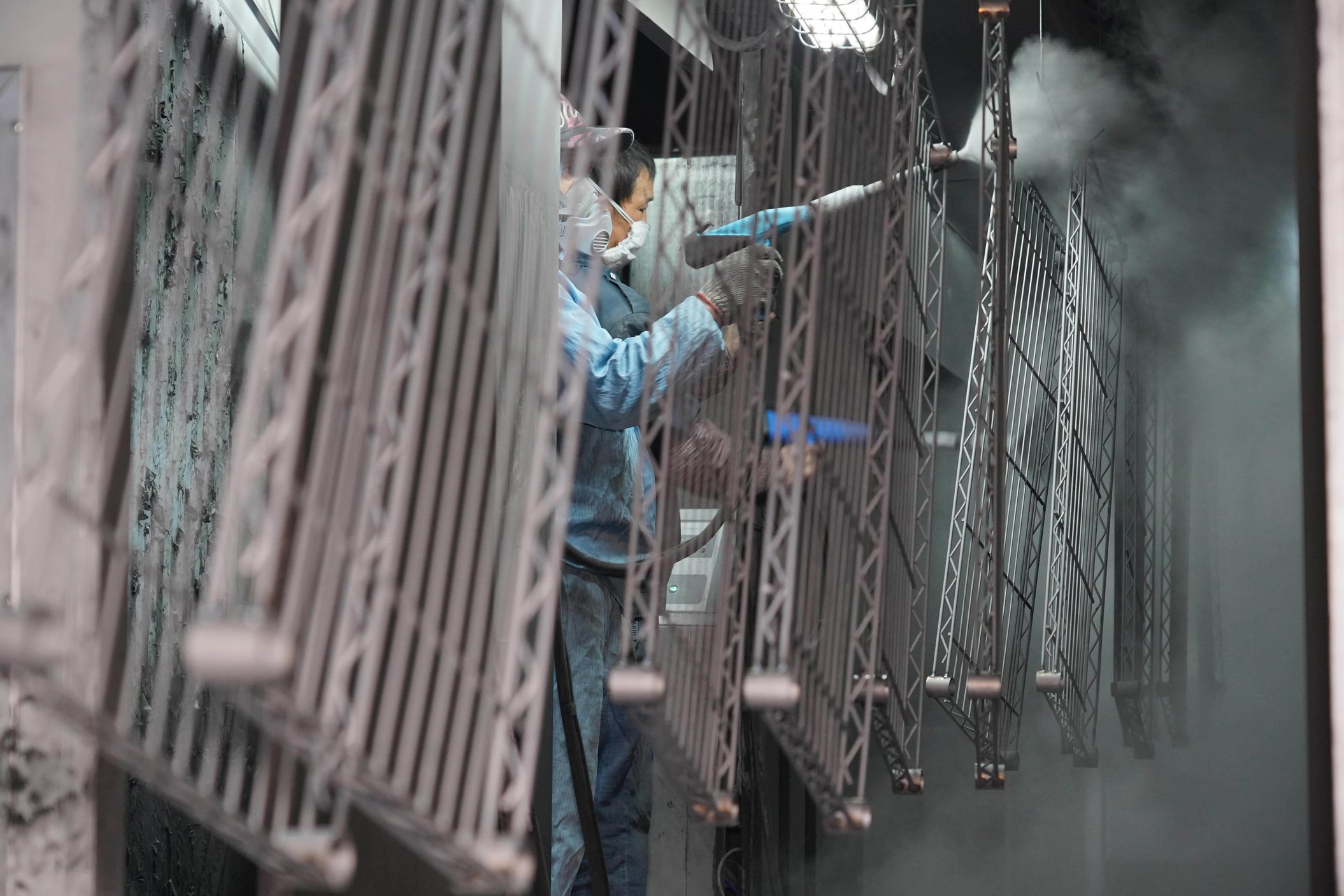 How to Choose the Right Finish for Your Metal Shelving & Racking